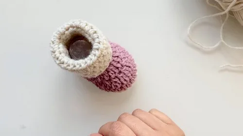 Crochet Easy Baby Booties Pattern for Winter Wear — photo 3