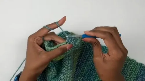 Crochet Full Sleeve Cardigan Pattern With Herringbone Stitch — photo 2