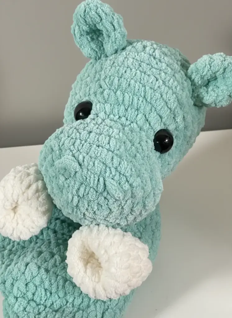Crochet hippo lovey: a soft amigurumi baby gift — photo 4