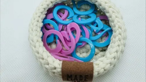 How to crochet a mini basket for keepsakes — photo 3