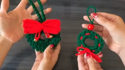 Crochet wreath ornament with bead and bow trim