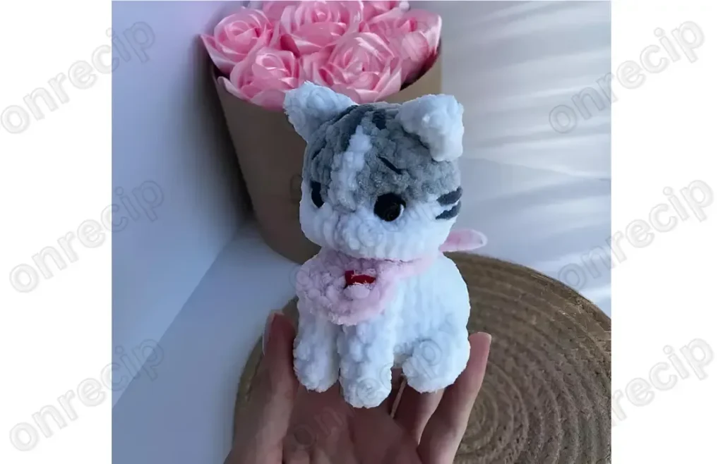 Cute Kitten Plush Amigurumi Free Pattern