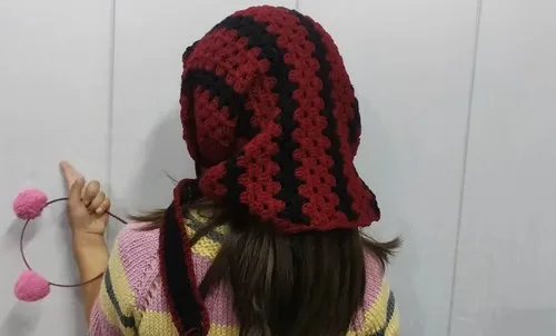 Easy Crochet Head Scarf Pattern for Beginners