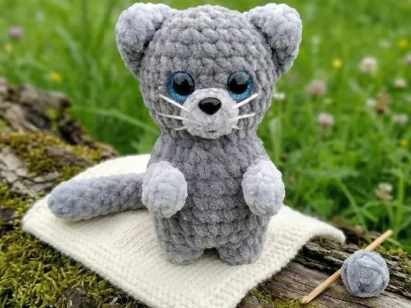 Little Kitty Amigurumi Crochet Pattern (Free & Beginner-Friendly)