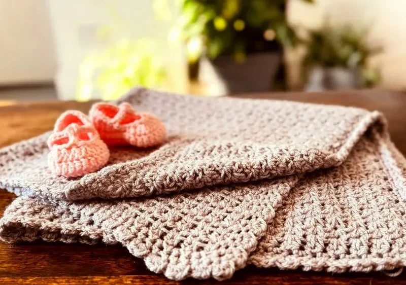 Lightweight Crochet Baby Blanket for Spring and Summer