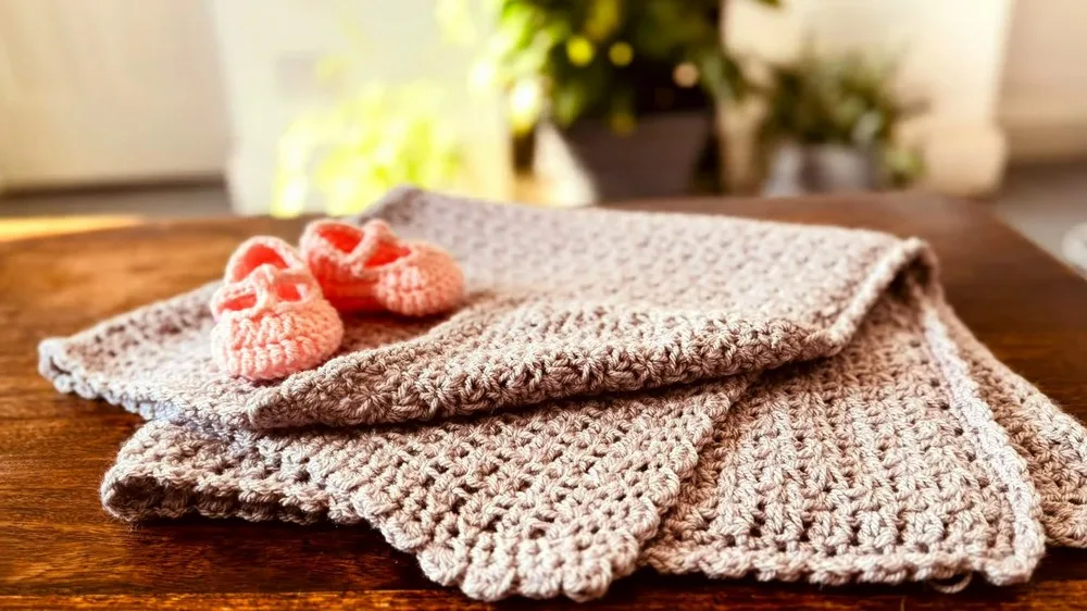 Lightweight Crochet Baby Blanket for Spring and Summer